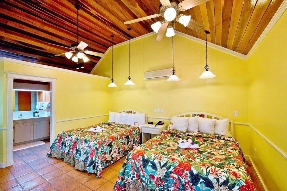 Ramons Village Resort ซานเปโดร ภายนอก รูปภาพ