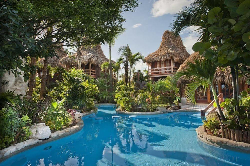 Ramons Village Resort ซานเปโดร ภายนอก รูปภาพ